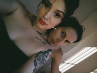 HarveyAndVero - Wir lieben es, bei jeder Show unsere Energie und unsere brennenden Wünsche zu teilen.